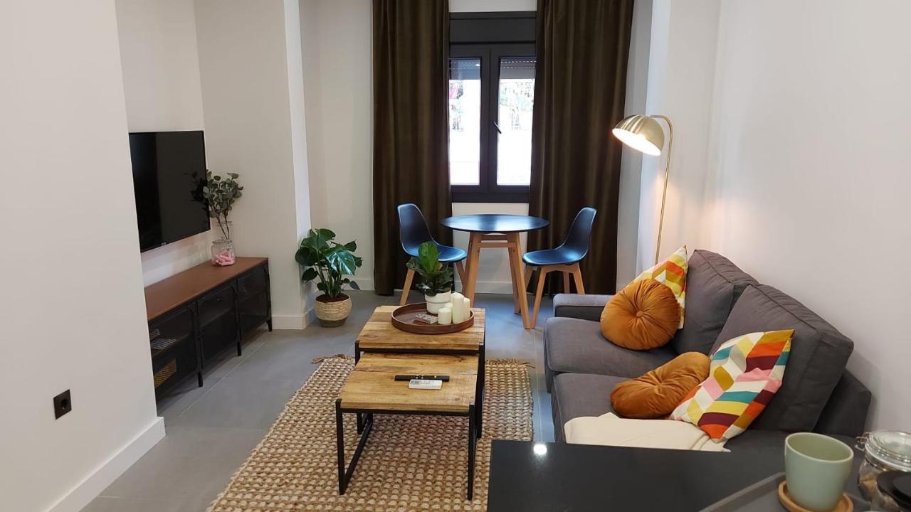 Love Rent4 Malaga City Екстер'єр фото