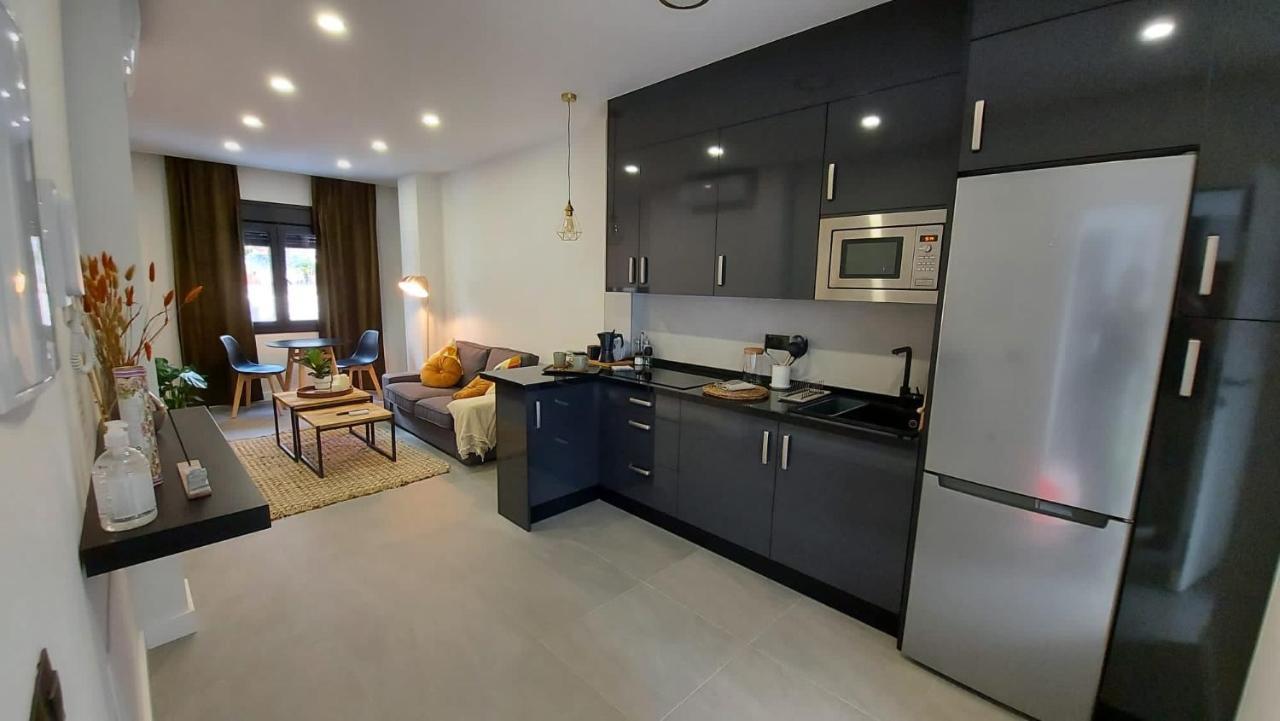 Love Rent4 Malaga City Екстер'єр фото