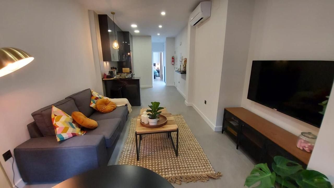 Love Rent4 Malaga City Екстер'єр фото